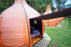 camping-the-lodge-maribaya-tenda-luar