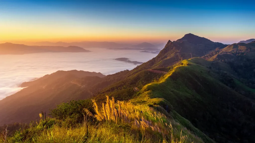 Trekking Sunrise di Puncak Gunung Batur