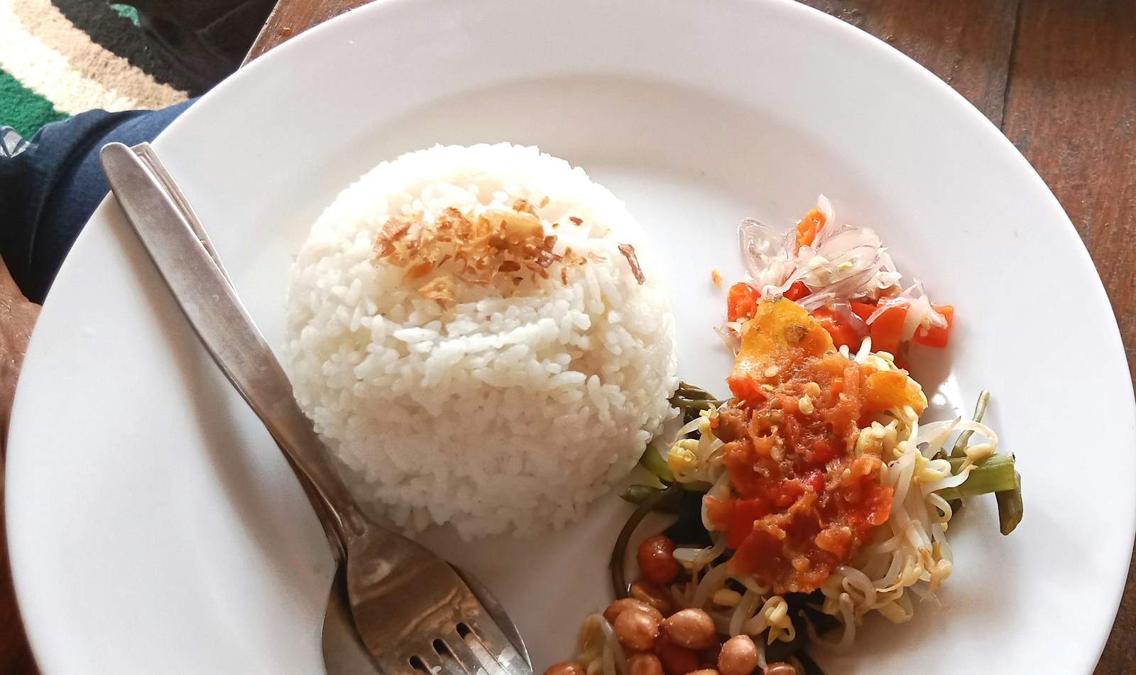 Kuliner Khas Ubud yang Wajib Dicoba: Dari Babi Guling hingga Bebek Betutu